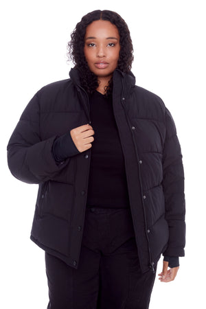 FORILLON PLUS | WOMEN'S VEGAN DOWN (RECYCLED) SHORT PUFFER JACKET, BLACK (PLUS SIZE)