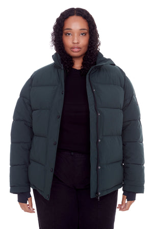FORILLON PLUS | WOMEN'S VEGAN DOWN (RECYCLED) SHORT PUFFER JACKET, DEEP GREEN (PLUS SIZE)